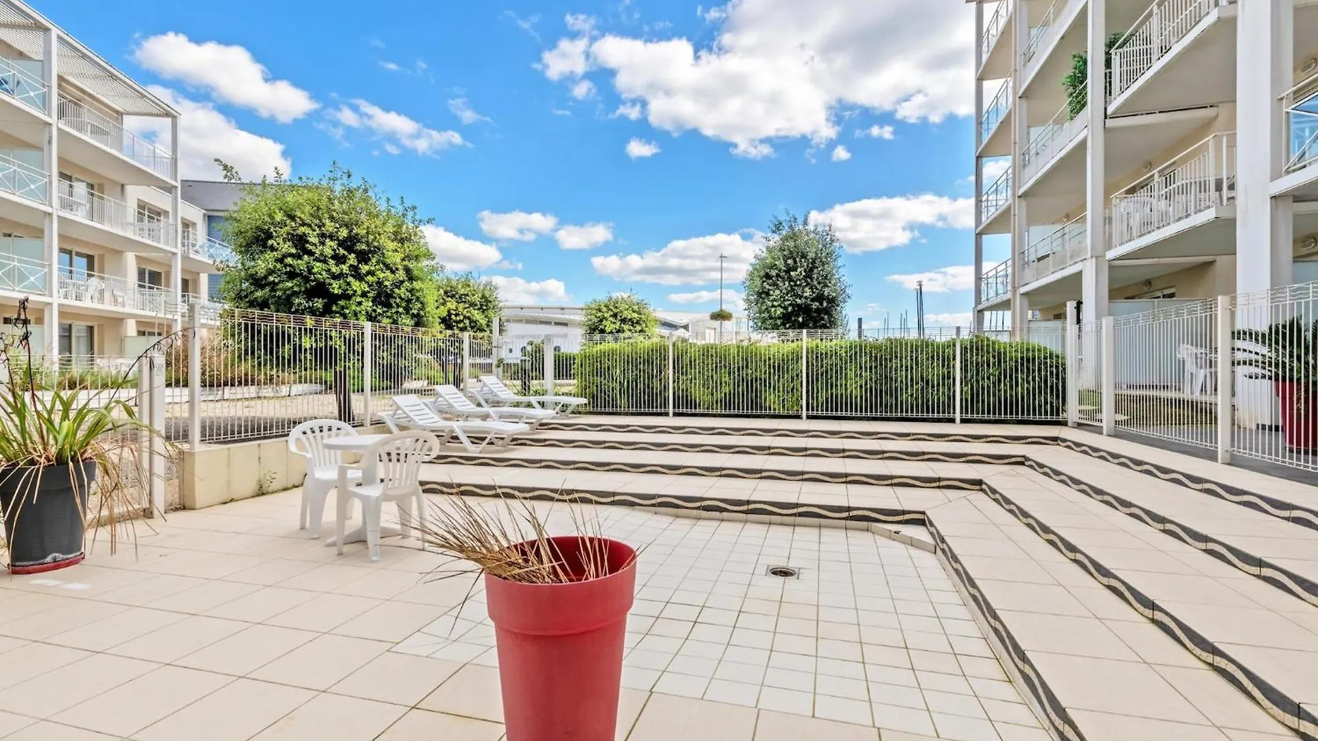 Spacious Apartment With Sea View Plougonvelin