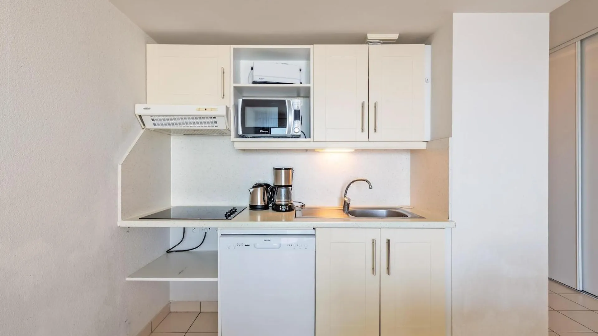 Spacious Apartment With Sea View Plougonvelin